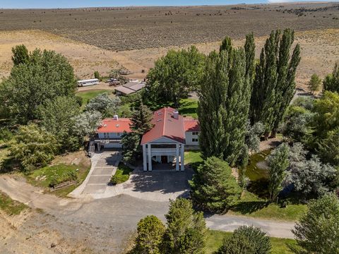 Tiny photo for 59047 Old Lake Road, Christmas Valley, OR 97641 (MLS # 220217220)