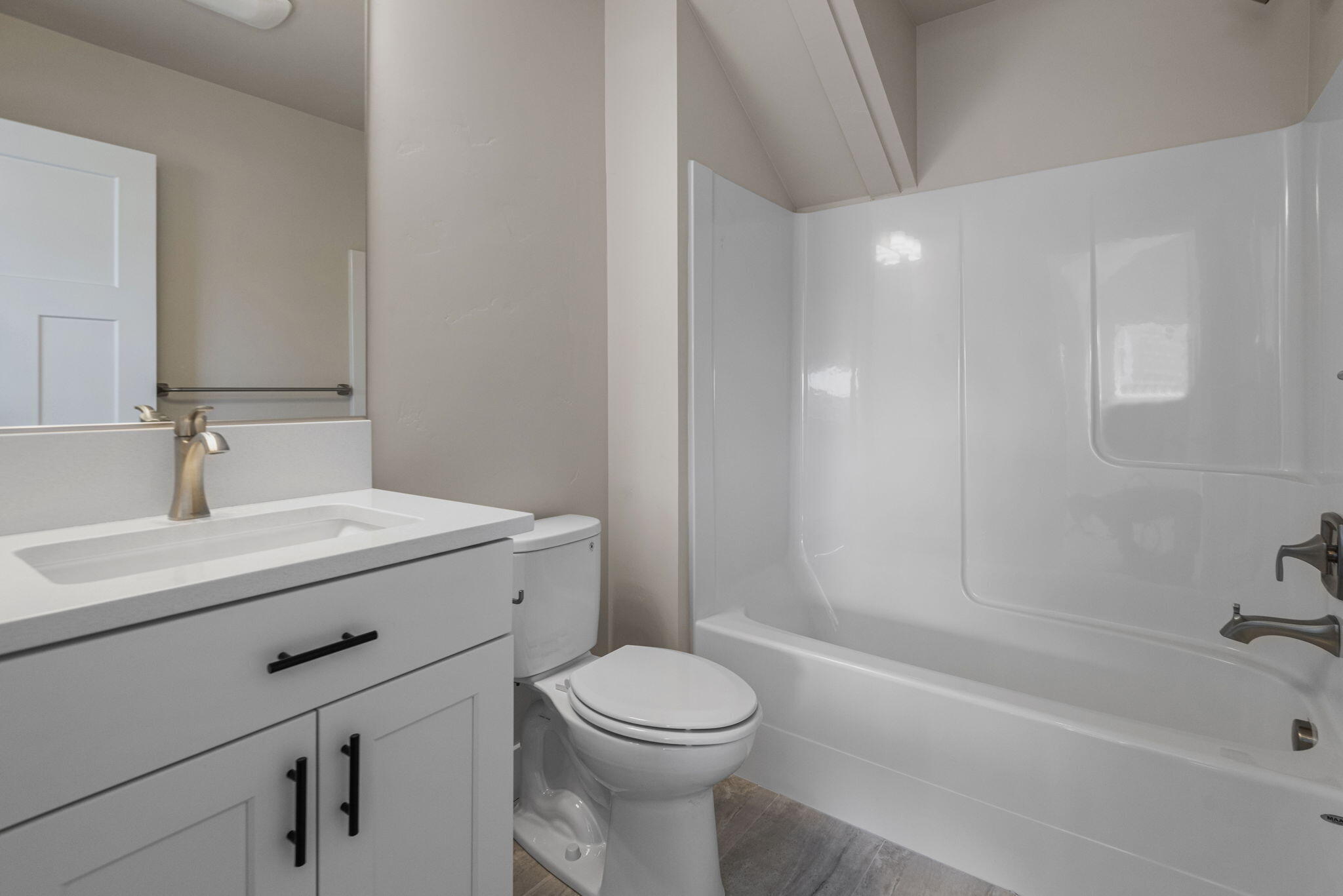 Links Condominiums At The Greens - Residential