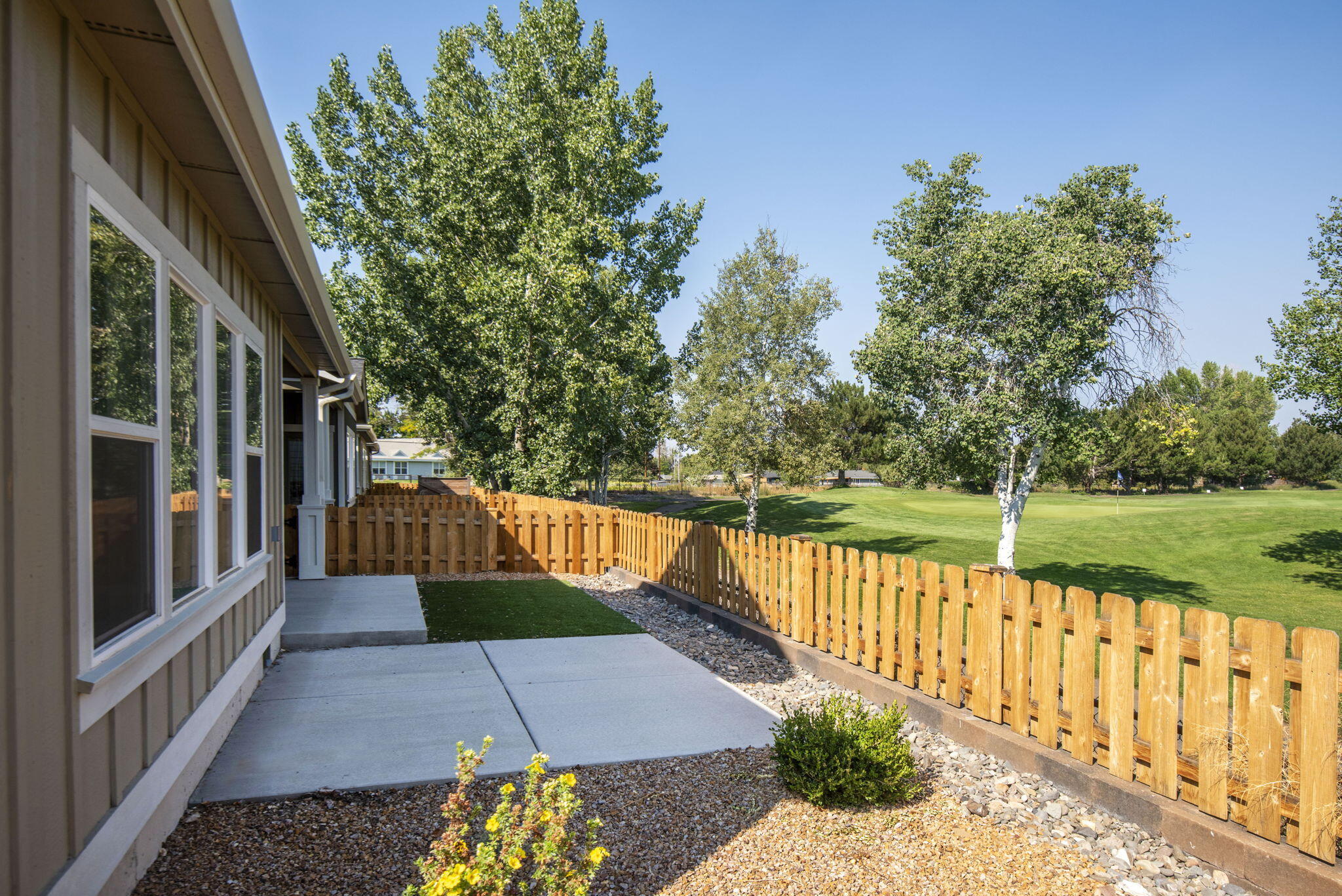 Links Condominiums At The Greens - Residential