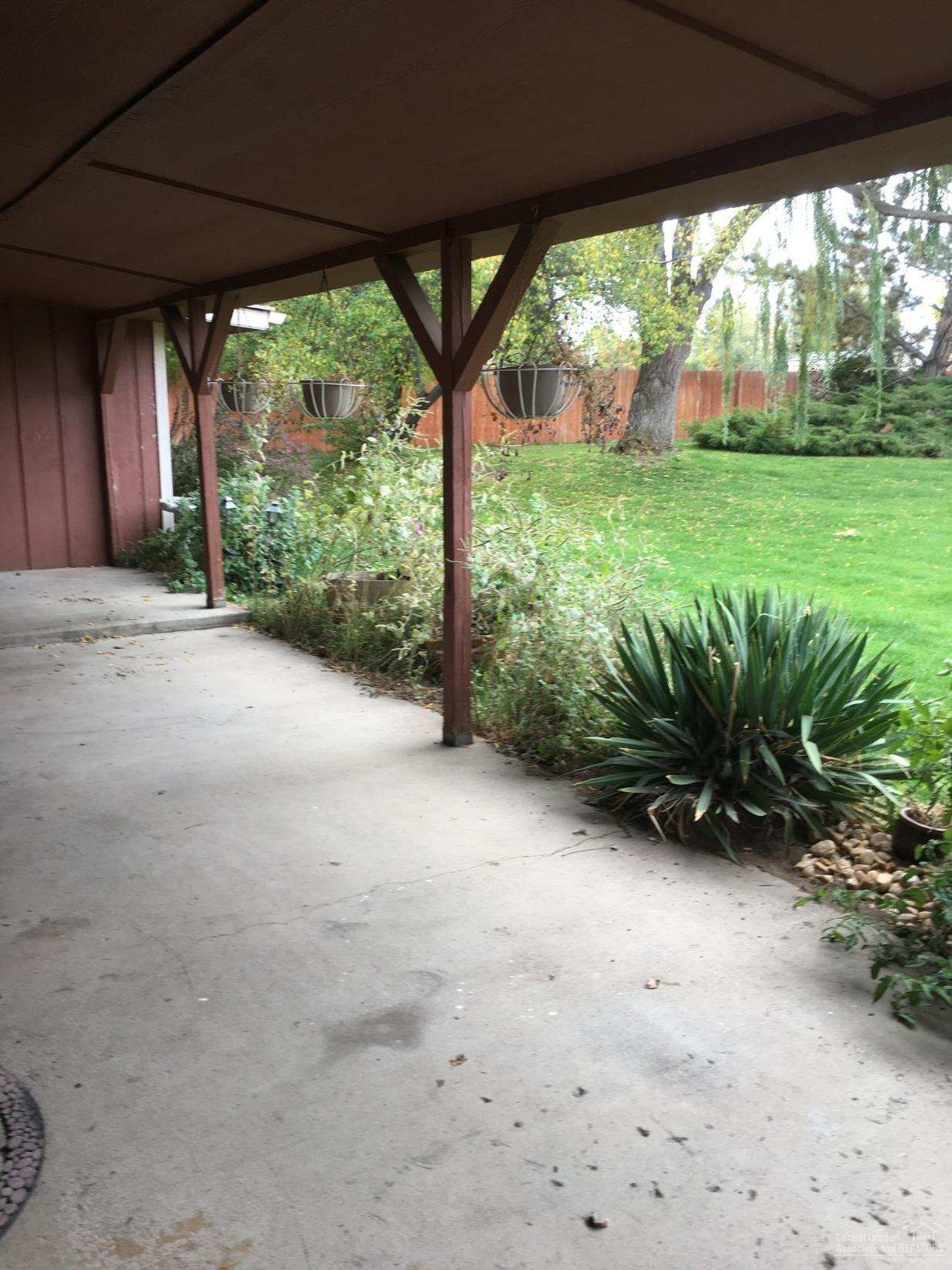 East Villa - Residential