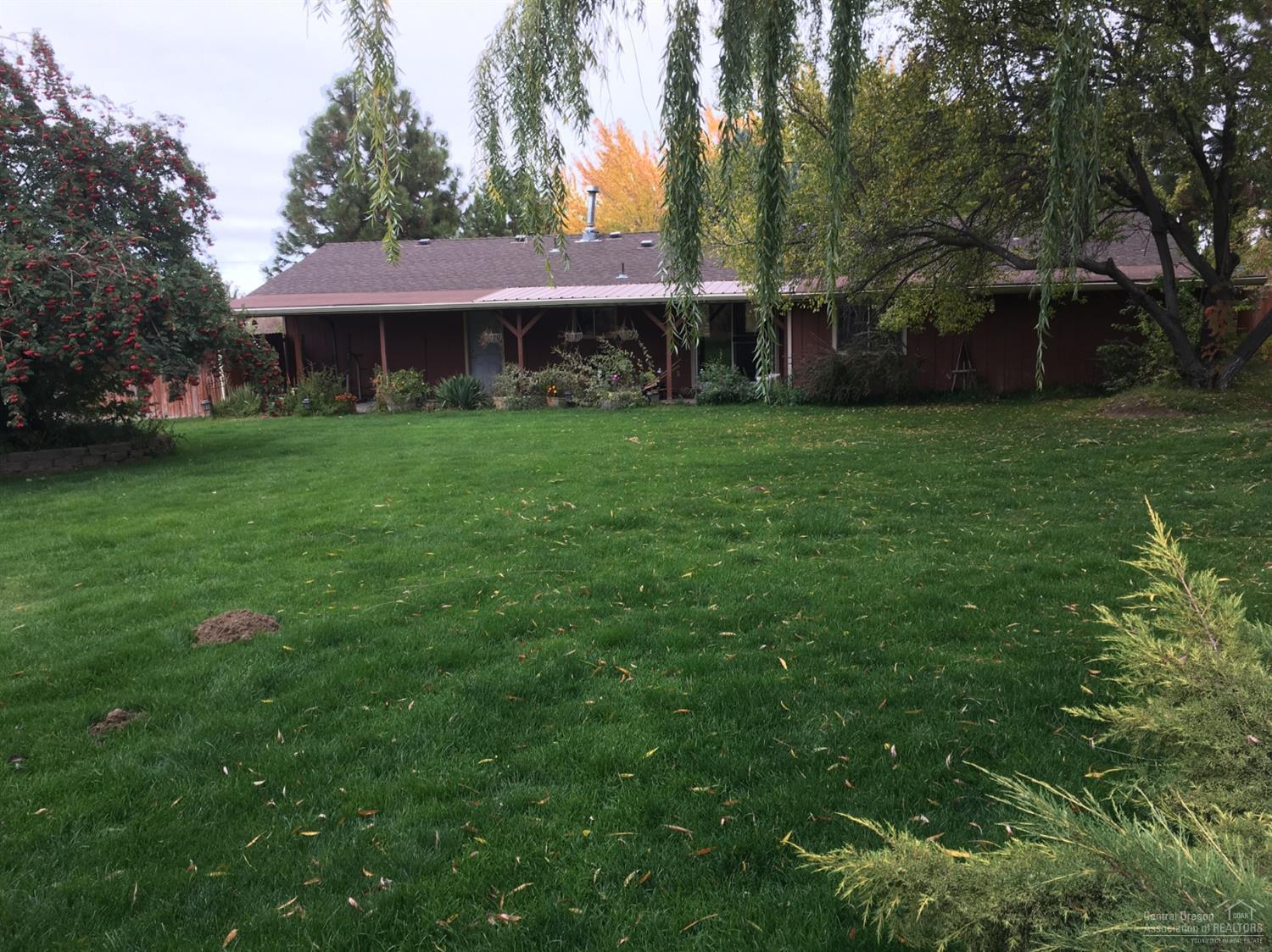 East Villa - Residential