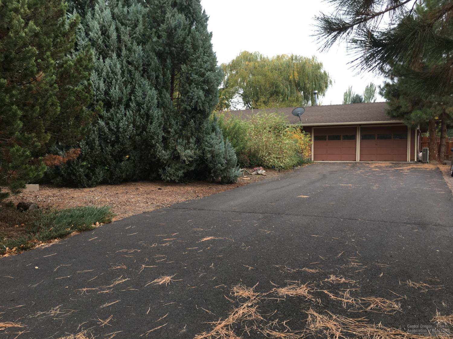 East Villa - Residential