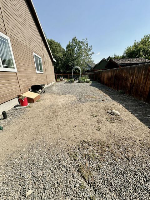 Tiny photo for 5168 Regency Drive, Klamath Falls, OR 97603 (MLS # 220220243)