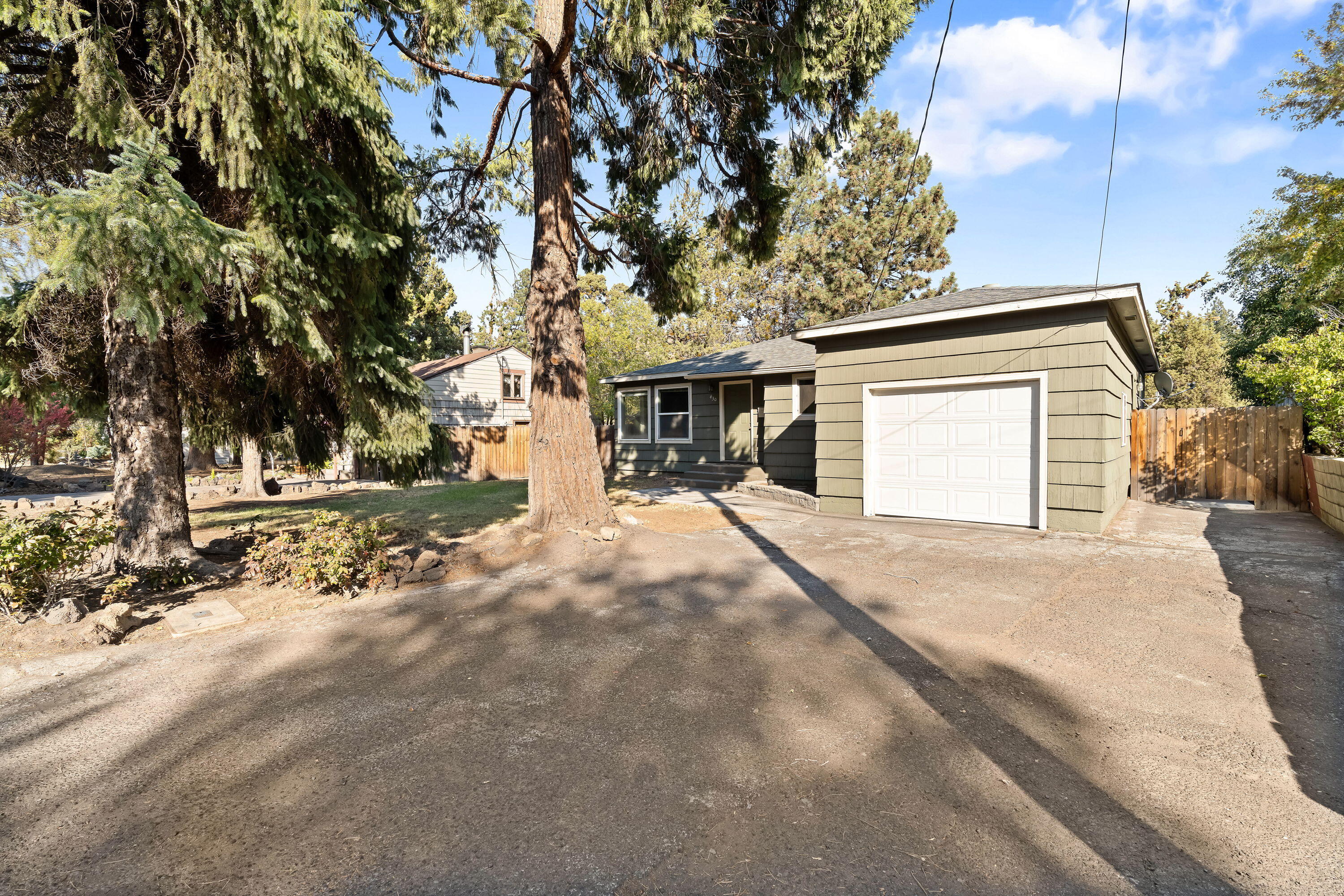 1st Addition Bend Pk - Residential