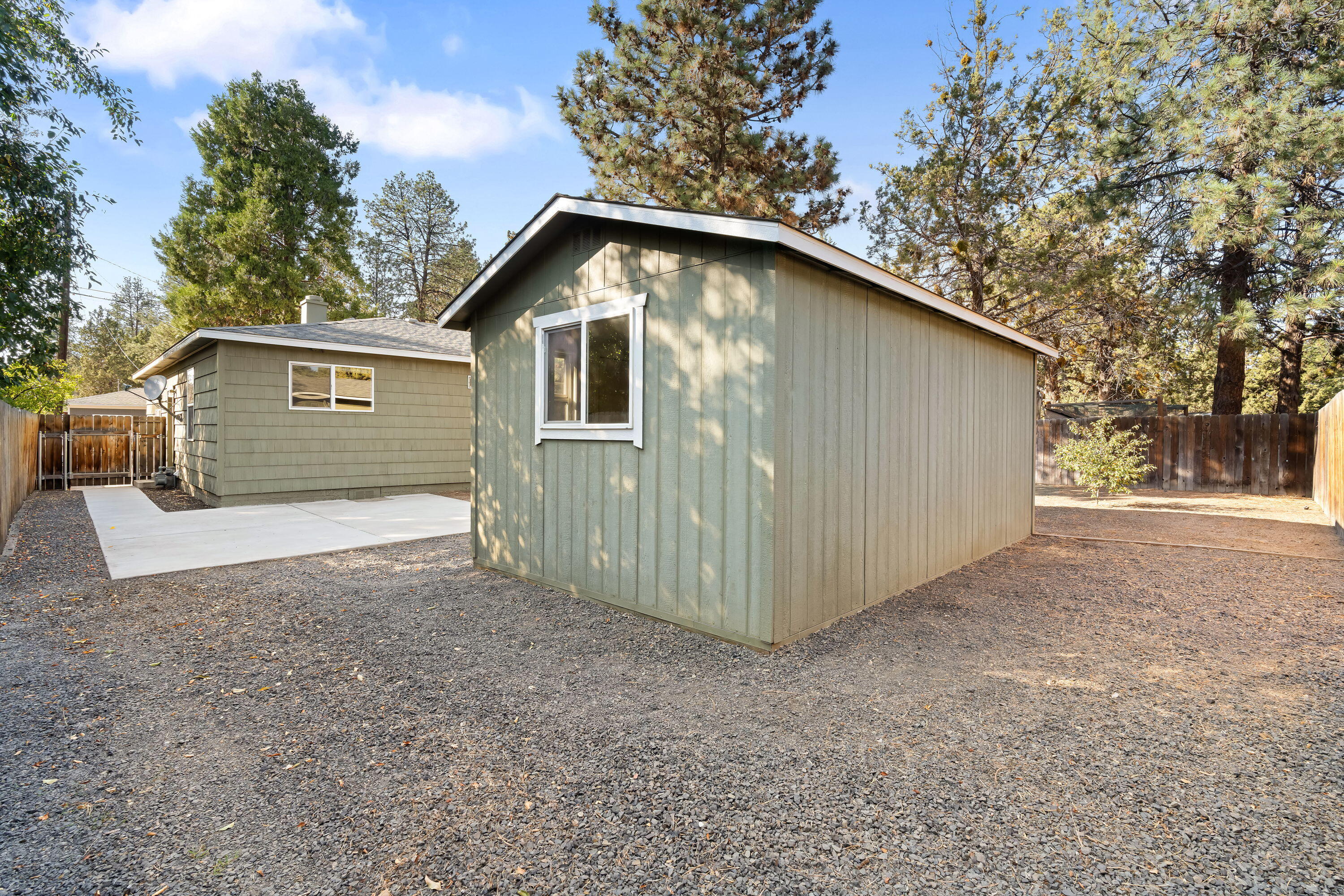 1st Addition Bend Pk - Residential