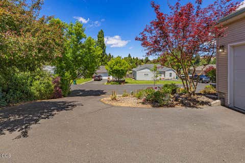 Tiny photo for 2054 California Avenue, Klamath Falls, OR 97601 (MLS # 220223068)