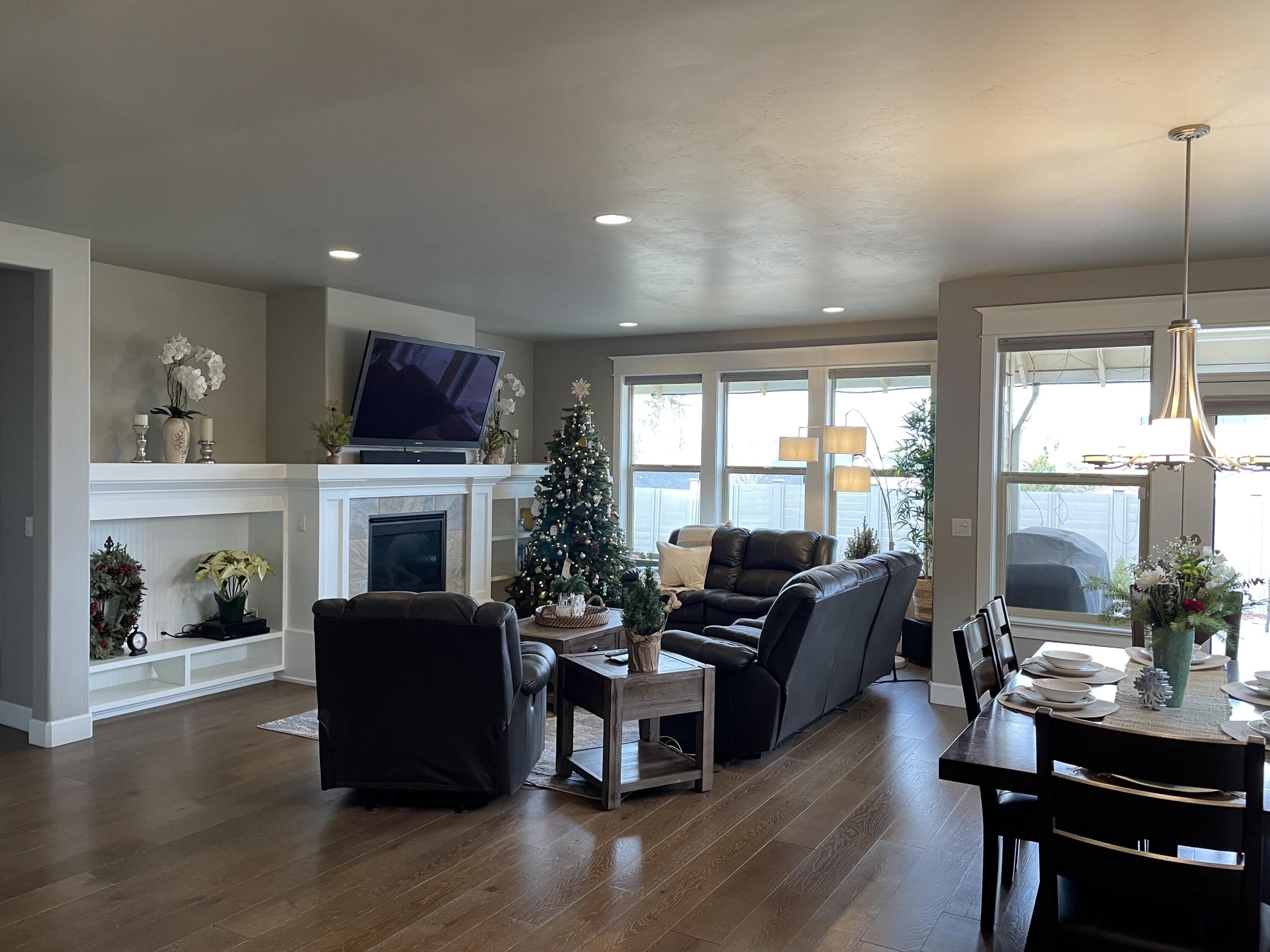 Hidden Hills - Residential