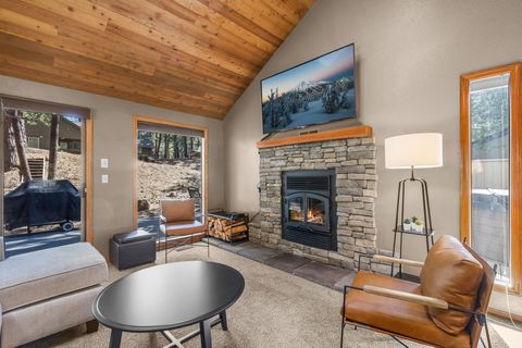 Tiny photo for 57308 Red Fir Lane, Sunriver, OR 97707 (MLS # 220214968)