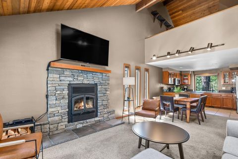 Tiny photo for 57308 Red Fir Lane, Sunriver, OR 97707 (MLS # 220214968)