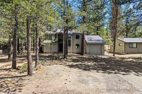 Photo of 57308 Red Fir Lane, Sunriver, OR 97707 (MLS # 220214968)