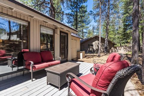 Tiny photo for 57308 Red Fir Lane, Sunriver, OR 97707 (MLS # 220214968)