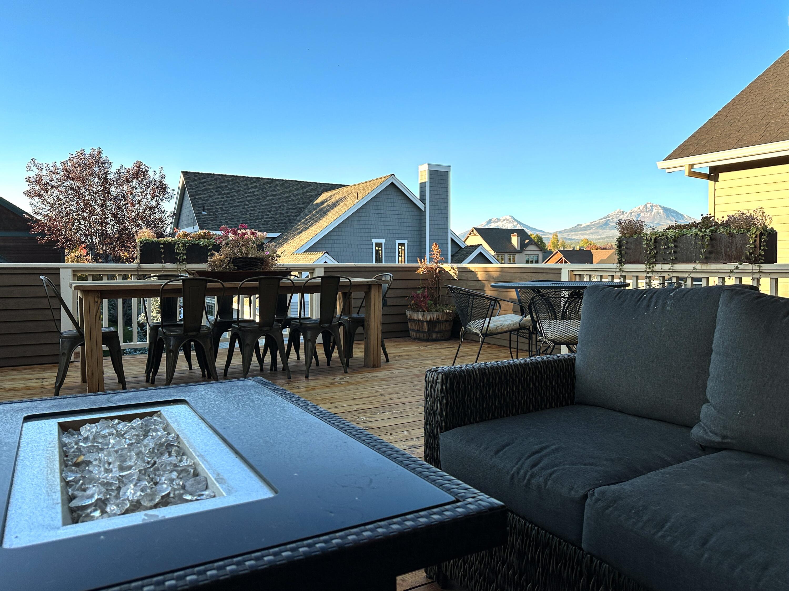 Pine Meadow Vill - Residential