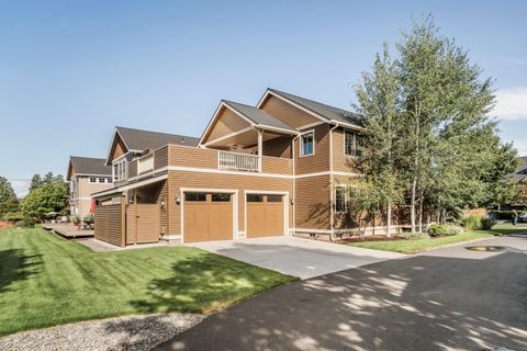 Tiny photo for 597 W Jefferson Avenue, Sisters, OR 97759 (MLS # 220211200)