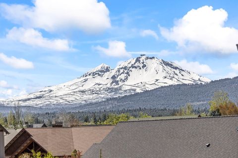 Tiny photo for 597 W Jefferson Avenue, Sisters, OR 97759 (MLS # 220211200)