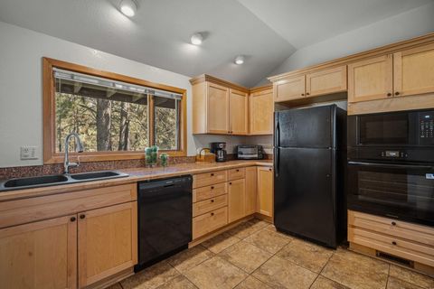 Tiny photo for 57267 Mashie Lane #62, Sunriver, OR 97707 (MLS # 220220051)