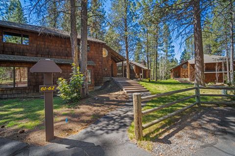 Photo of 57267 Mashie Lane #62, Sunriver, OR 97707 (MLS # 220220051)