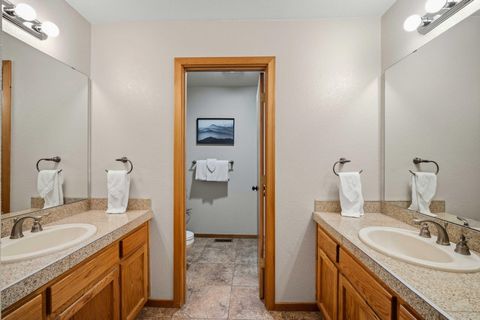 Tiny photo for 57267 Mashie Lane #62, Sunriver, OR 97707 (MLS # 220220051)