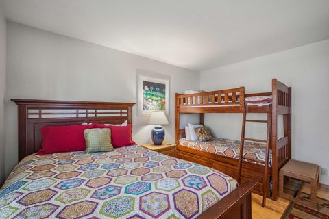 Tiny photo for 57267 Mashie Lane #62, Sunriver, OR 97707 (MLS # 220220051)