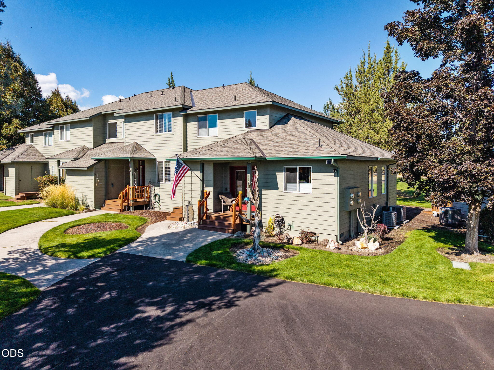 1124 Golden Pheasant Drive