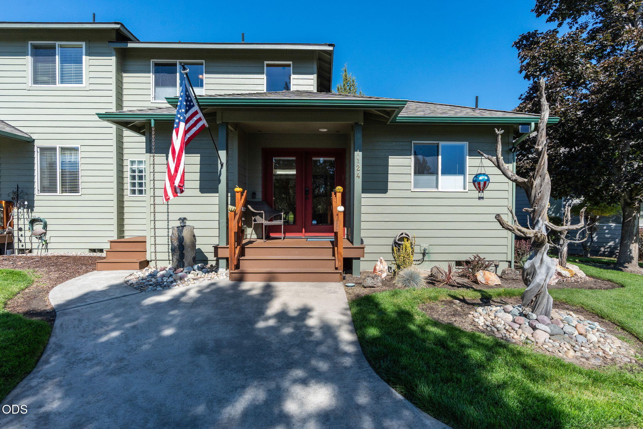 1124 Golden Pheasant Drive