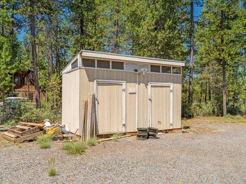 Tiny photo for 15675 Twin Drive, La Pine, OR 97739 (MLS # 220205545)