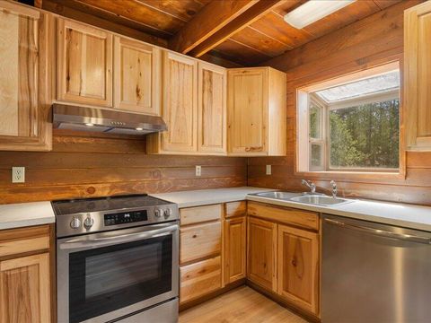 Tiny photo for 15675 Twin Drive, La Pine, OR 97739 (MLS # 220205545)