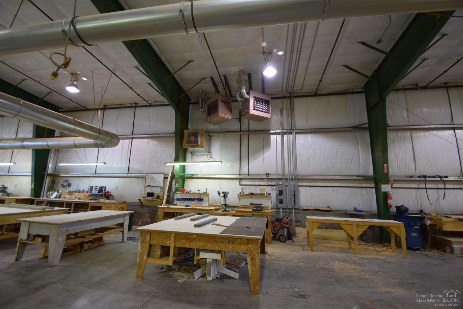 CLAB - Commercial Sale