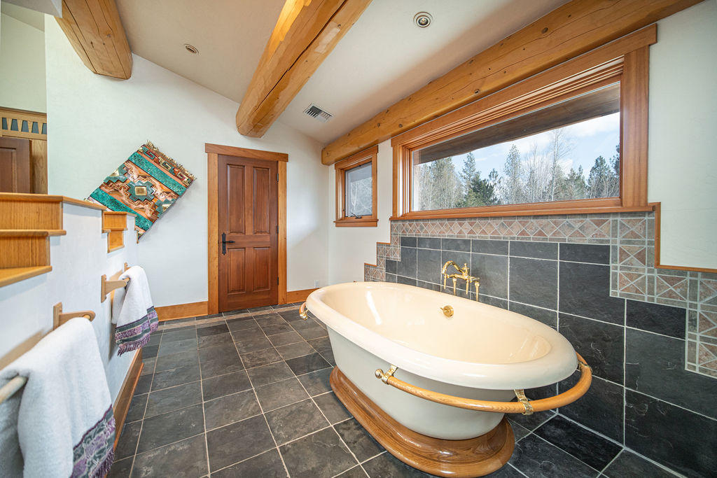 Diamond Bar Ranch - Farm