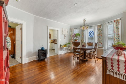 Tiny photo for 419 N 9th Street, Klamath Falls, OR 97601 (MLS # 220223960)