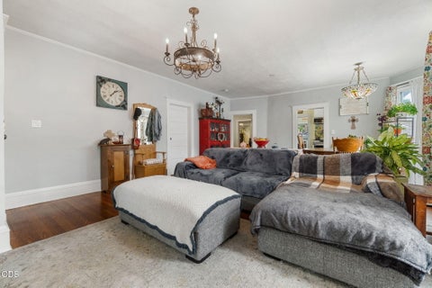 Tiny photo for 419 N 9th Street, Klamath Falls, OR 97601 (MLS # 220223960)