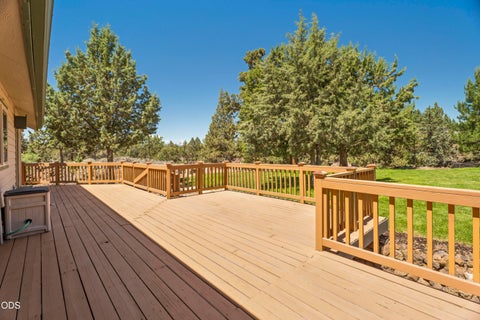 Tiny photo for 64736 Alcor Place, Bend, OR 97703 (MLS # 220224540)