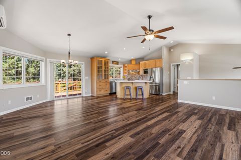 Tiny photo for 64736 Alcor Place, Bend, OR 97703 (MLS # 220224540)