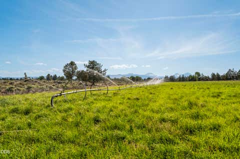Tiny photo for 64736 Alcor Place, Bend, OR 97703 (MLS # 220224540)