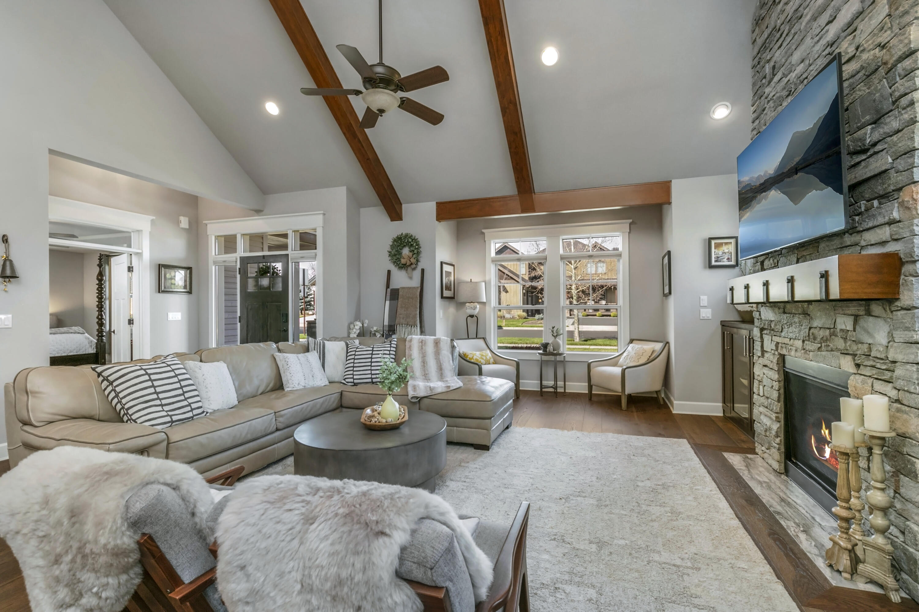 Pine Meadow Vill - Residential