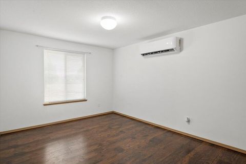 Tiny photo for 13344 SW Peninsula Drive, Terrebonne, OR 97760 (MLS # 220212995)