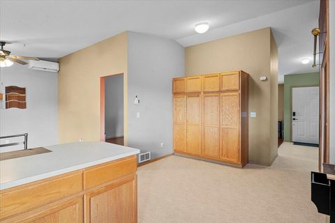 Tiny photo for 13344 SW Peninsula Drive, Terrebonne, OR 97760 (MLS # 220212995)