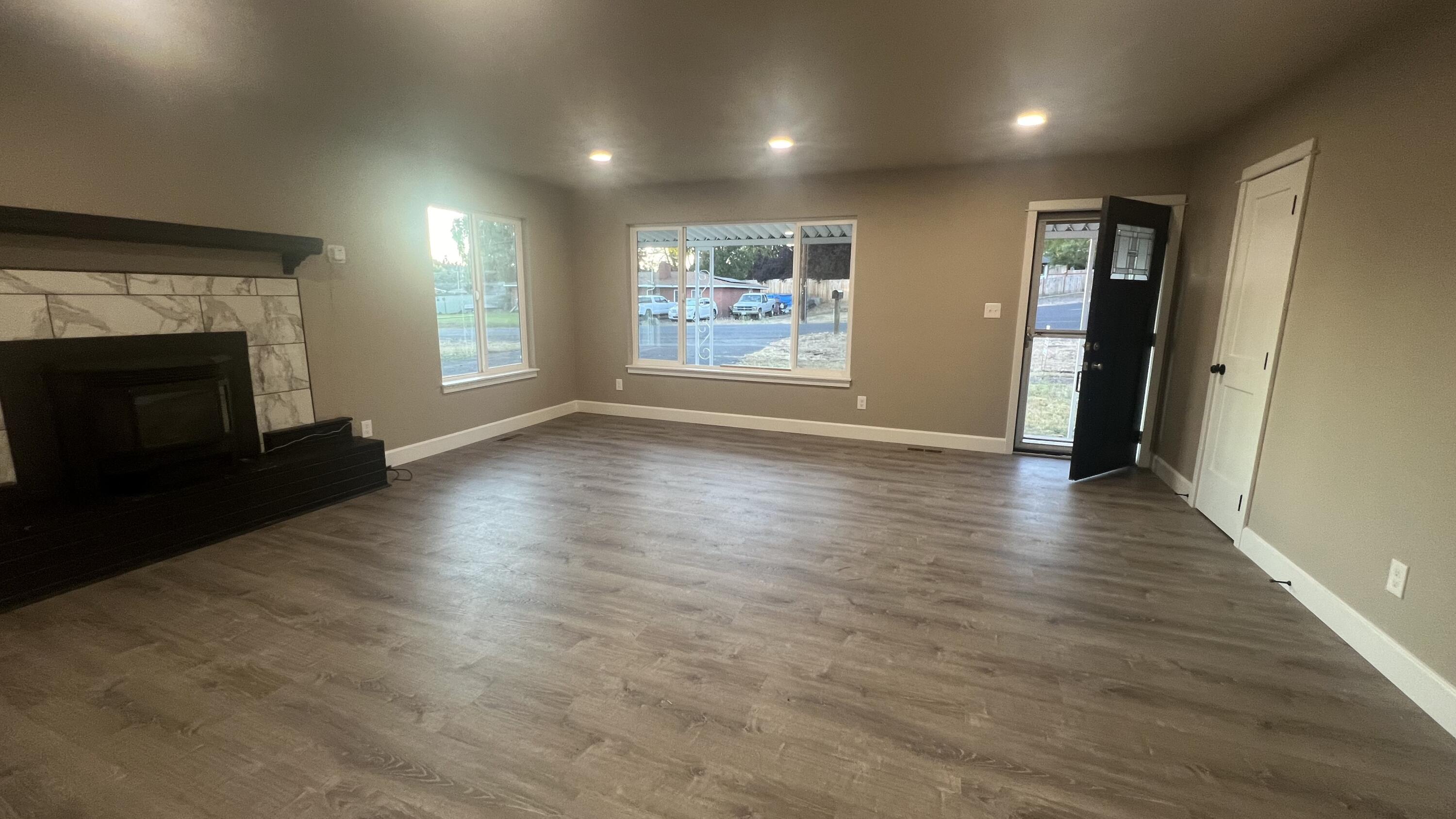 Moyina - Residential