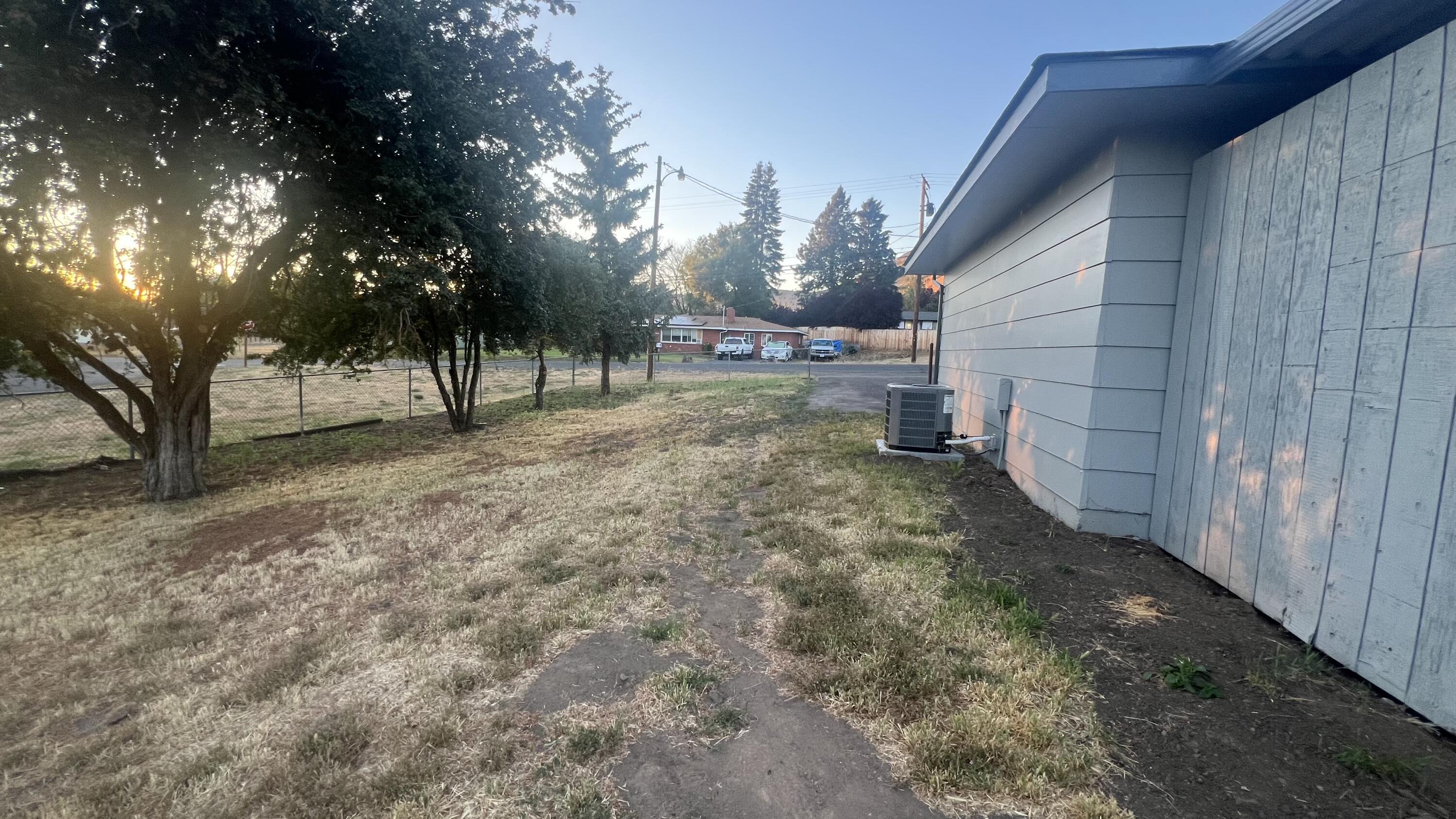 Moyina - Residential