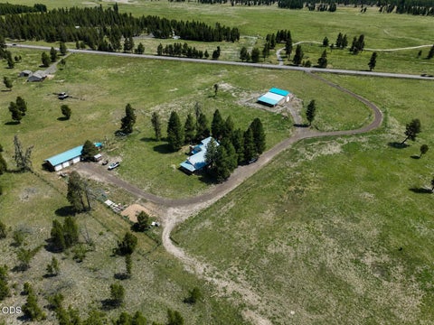 Tiny photo for 50555 Highway 31, La Pine, OR 97739 (MLS # 220222382)