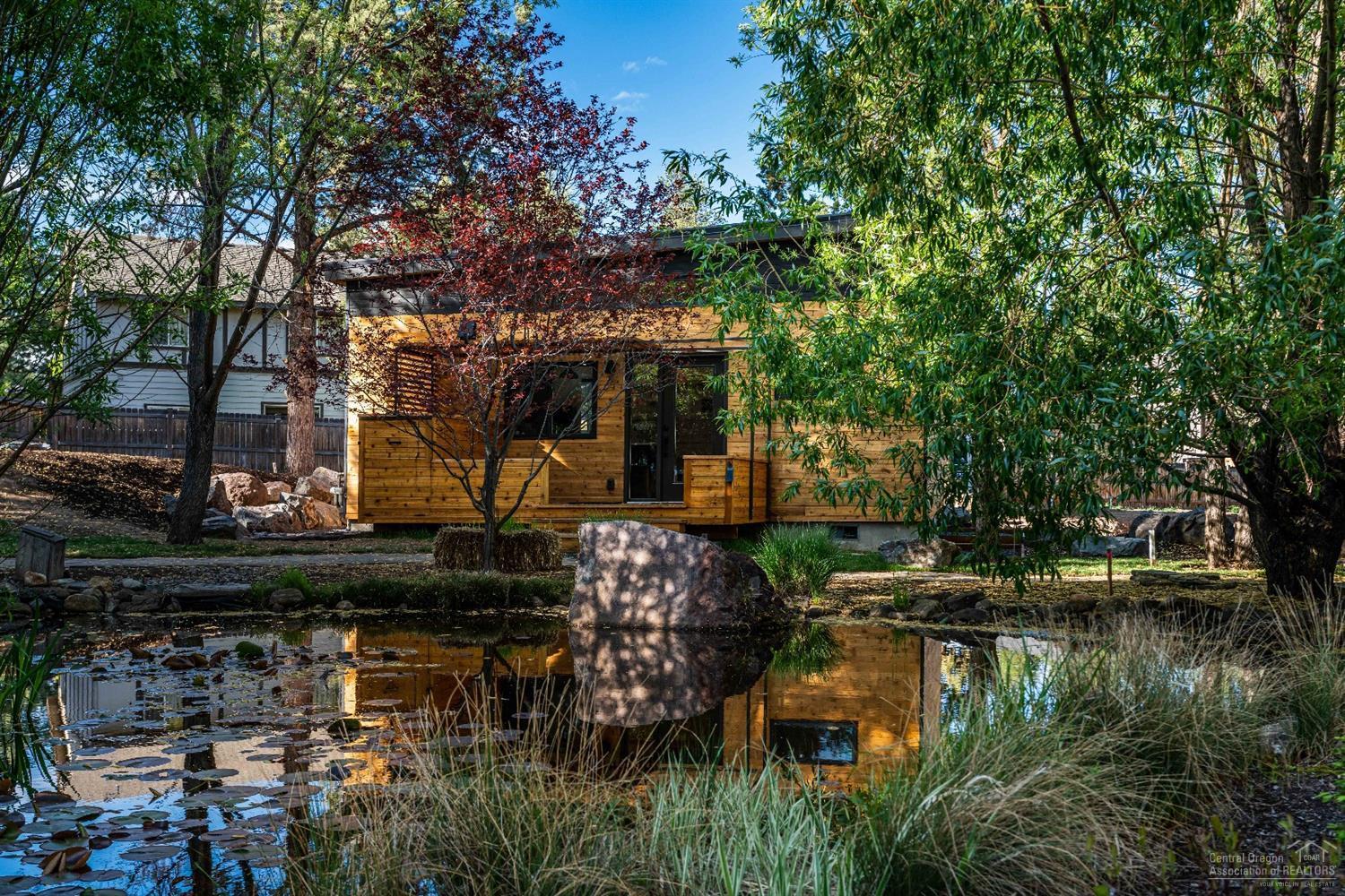 Hiatus - Residential