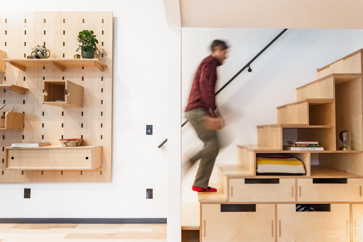 Hiatus - Residential