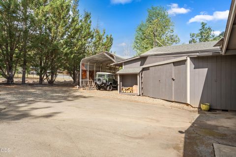 Tiny photo for 555 Grouse Creek Road, Grants Pass, OR 97526 (MLS # 220224350)