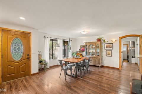 Tiny photo for 555 Grouse Creek Road, Grants Pass, OR 97526 (MLS # 220224350)