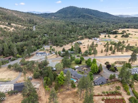 Tiny photo for 555 Grouse Creek Road, Grants Pass, OR 97526 (MLS # 220224350)