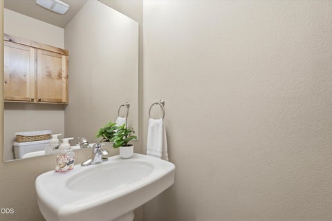 Tiny photo for 2737 NW Skyliners Road, Bend, OR 97703 (MLS # 220225856)
