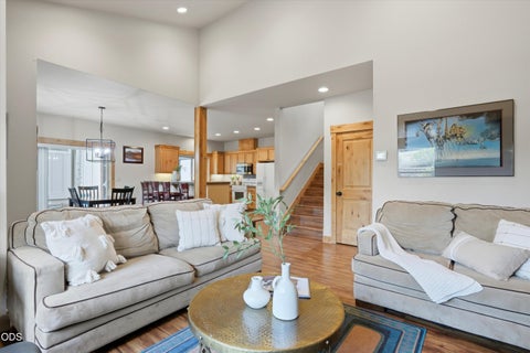 Tiny photo for 2737 NW Skyliners Road, Bend, OR 97703 (MLS # 220225856)