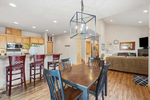 Tiny photo for 2737 NW Skyliners Road, Bend, OR 97703 (MLS # 220225856)