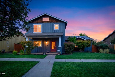 Photo of 20652 White Dove Lane, Bend, OR 97702 (MLS # 220228631)