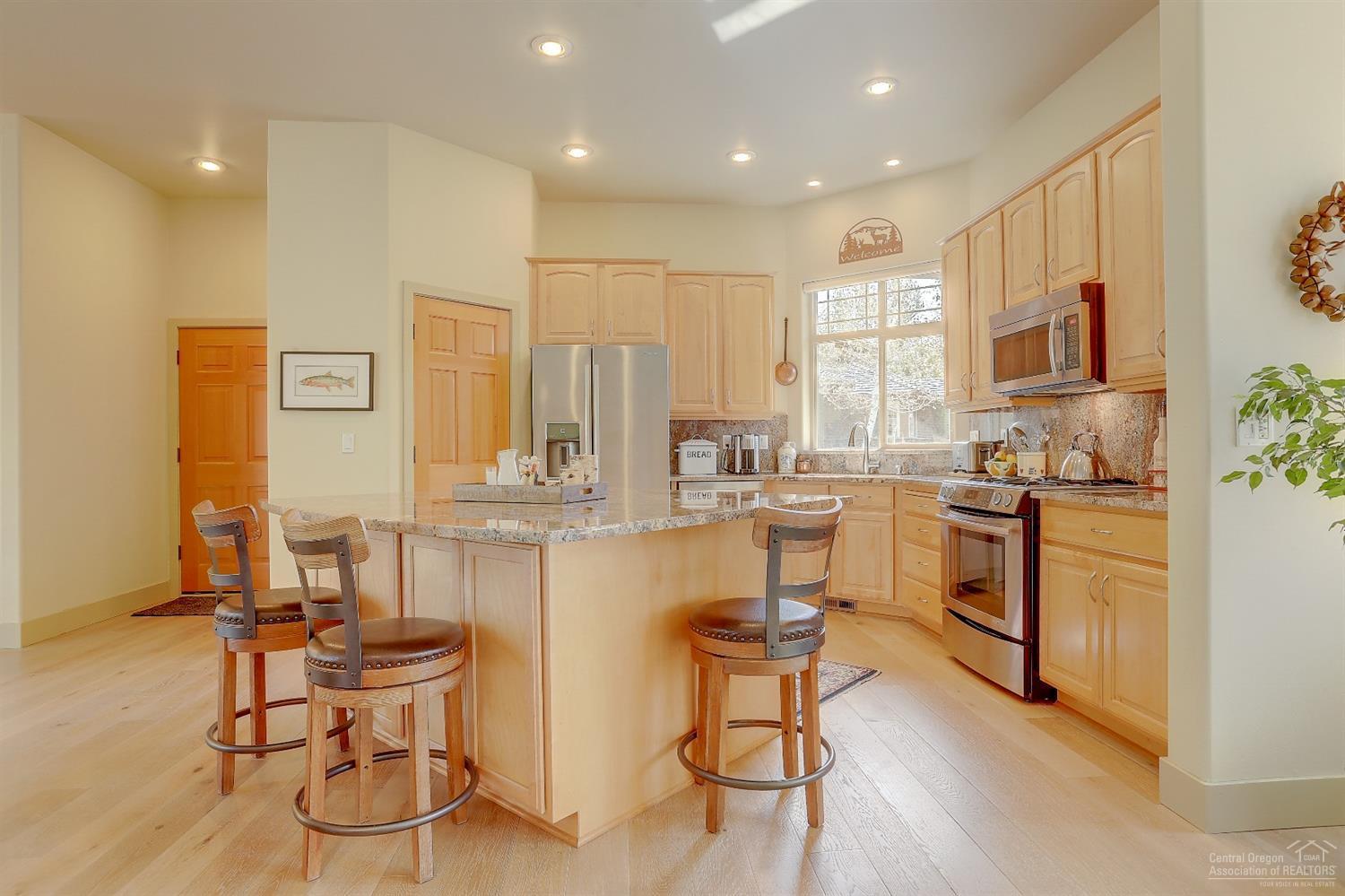 Broken Top - Residential