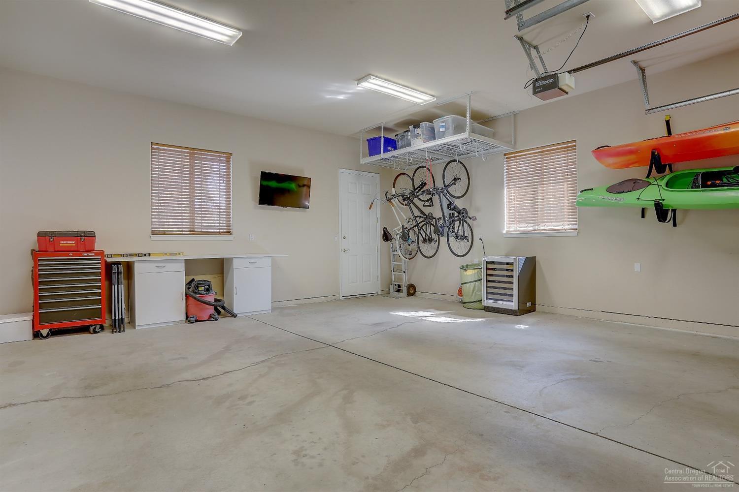 Broken Top - Residential